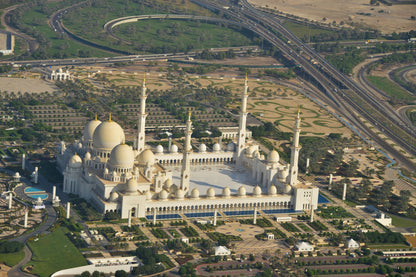 Helicopter flight over Abu Dhabi